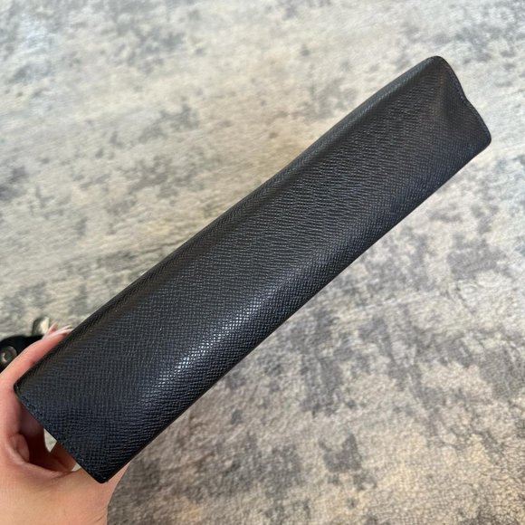 LV Pochette Voyage - 100% Authenic - Picture 9 of 12